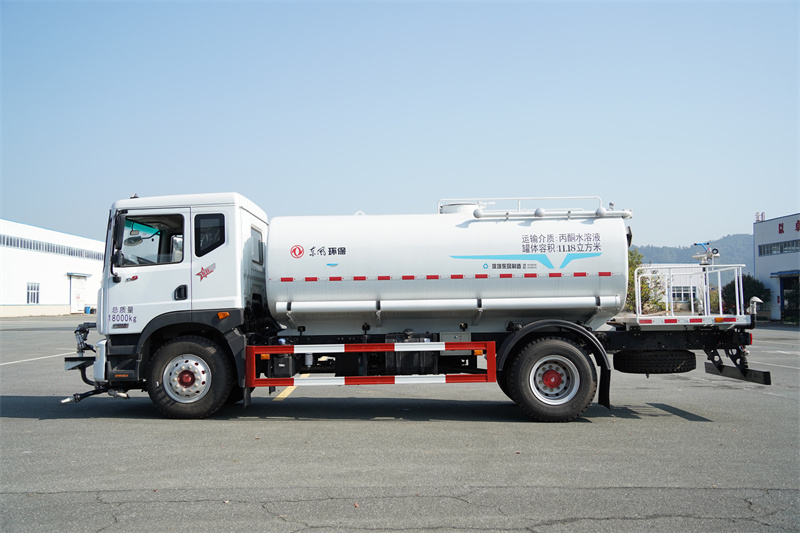 东风股份D9洒水车 14方（燃油车） EQ5182GPSSEQ6