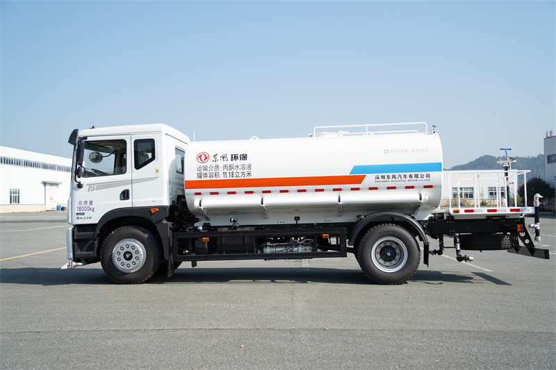 东风华神T5-220马力洒水车 15方（燃油车） EQ5181GPSSEH6