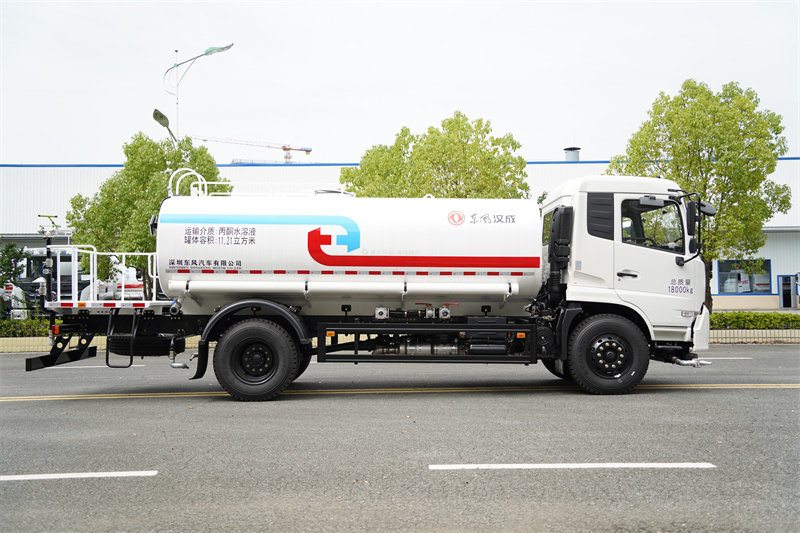 东风天锦VR洒水车 15方（燃油车） EQ5183GPSSDF6